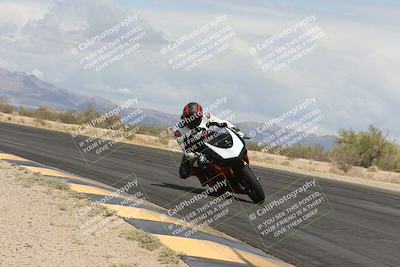 media/May-05-2025-Moto Forza (Mon) [[3c1838c5e5]]/2-B Group/Session 2 (Turn 7 Inside)/